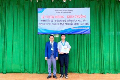 Khen thưởng Giáo viên và học sinh đạt thành tích tại Hội thi HSG Olimpic 23/3 cấp tỉnh năm học 2024-2025